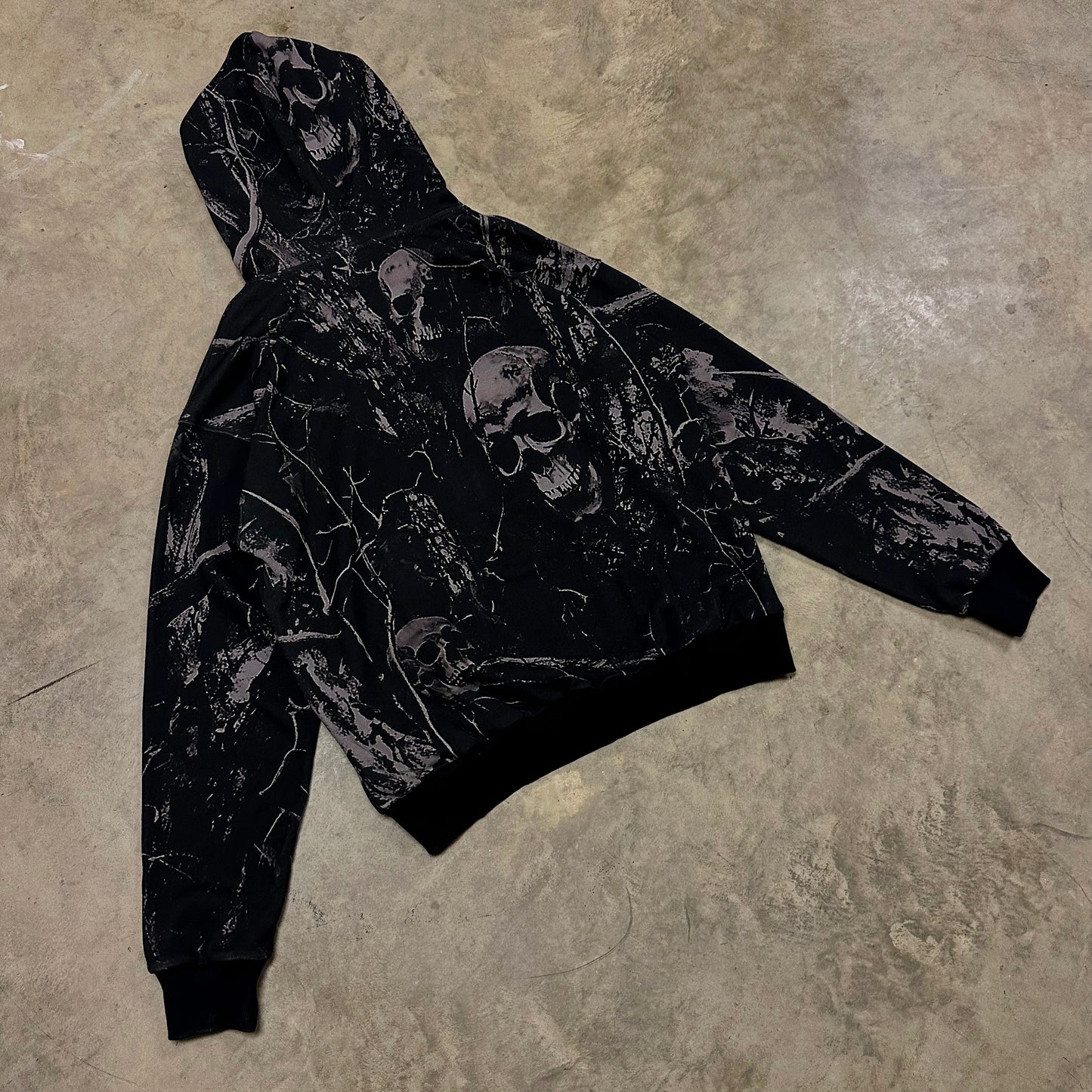 FEAR TREE CAMO ZIP UP