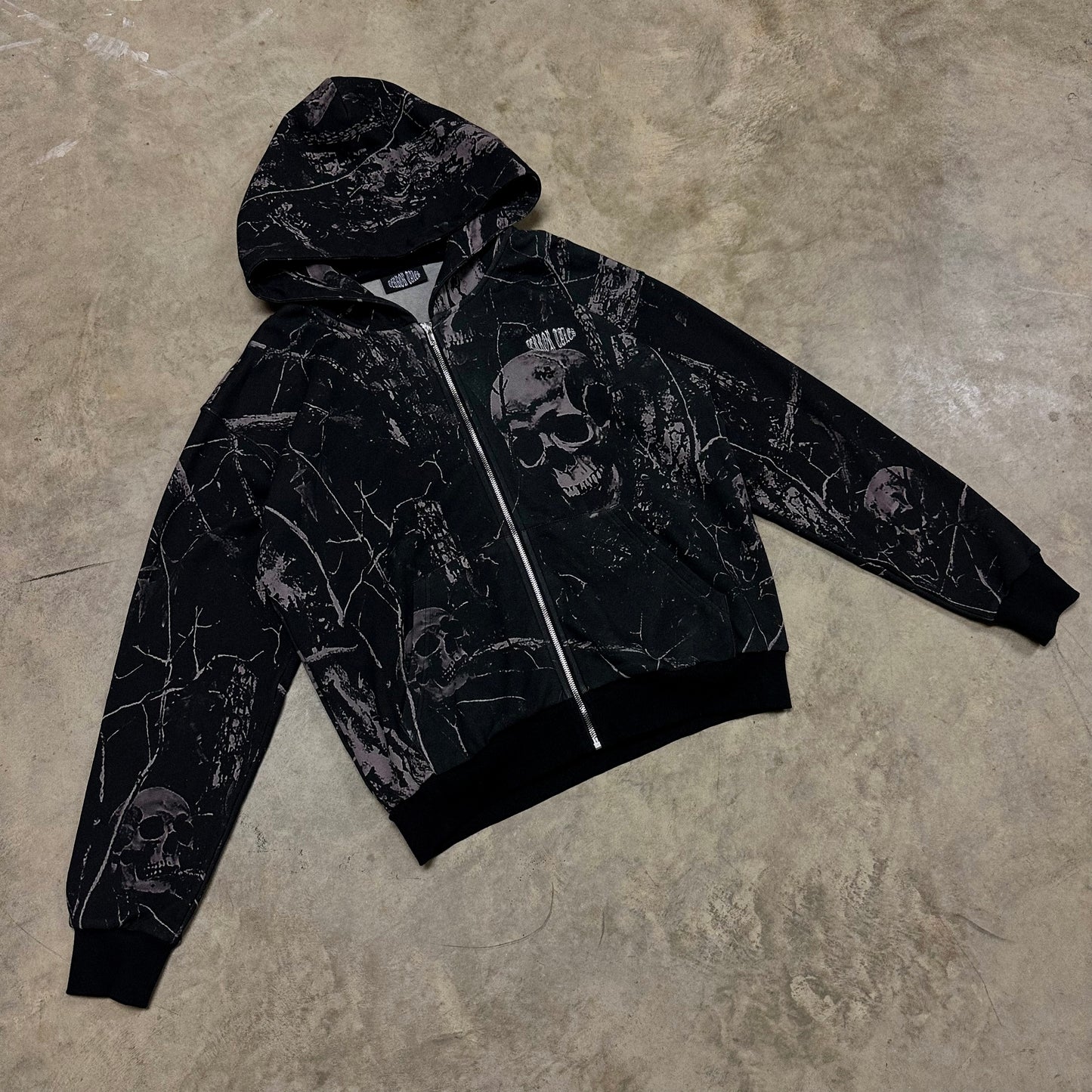 FEAR TREE CAMO ZIP UP