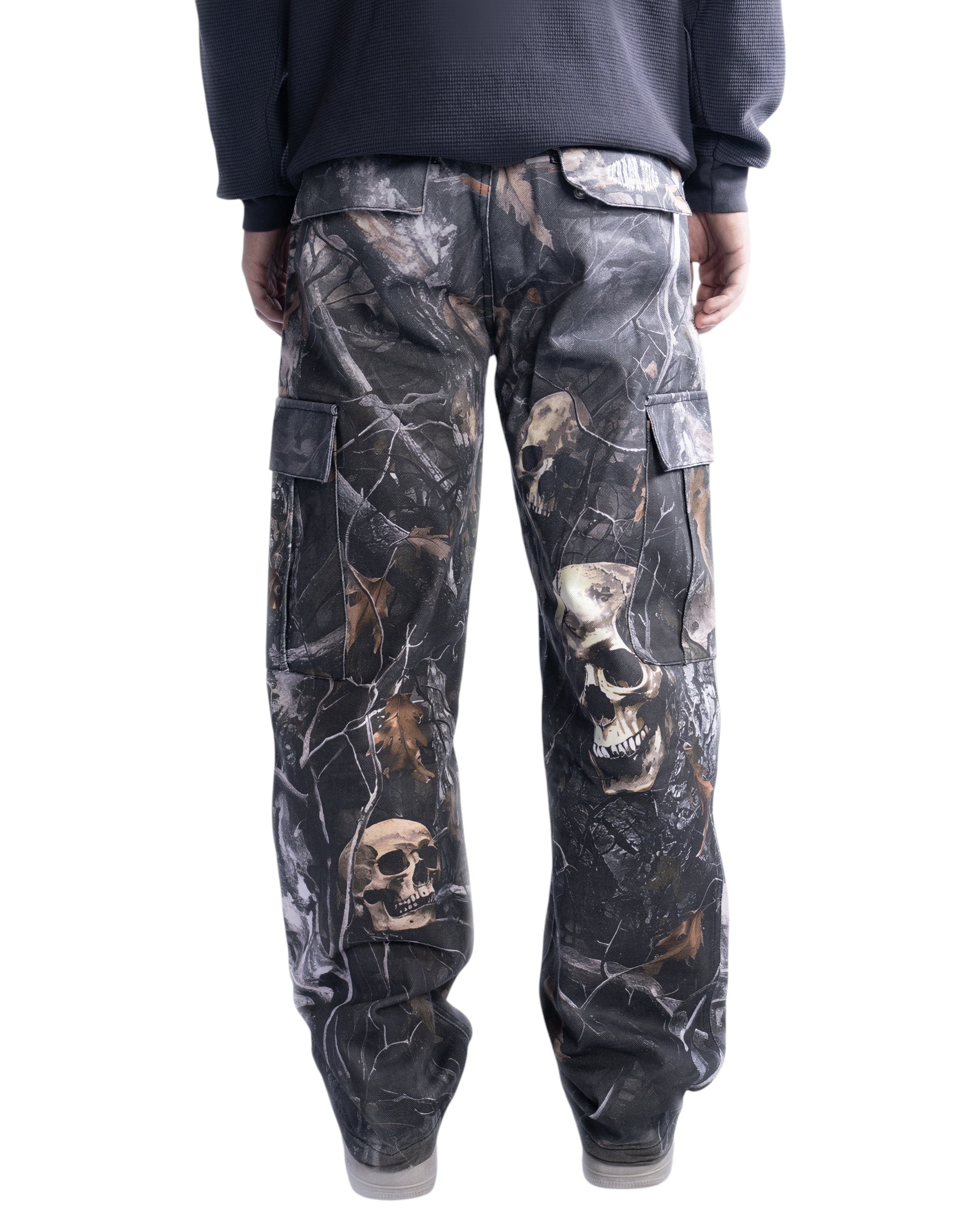 FEAR TREE CAMO CARGO PANTS