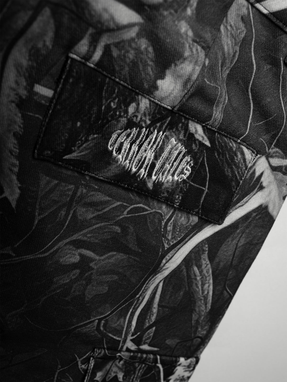FEAR TREE CAMO CARGO PANTS V2 - BLACK [PRE-ORDER]